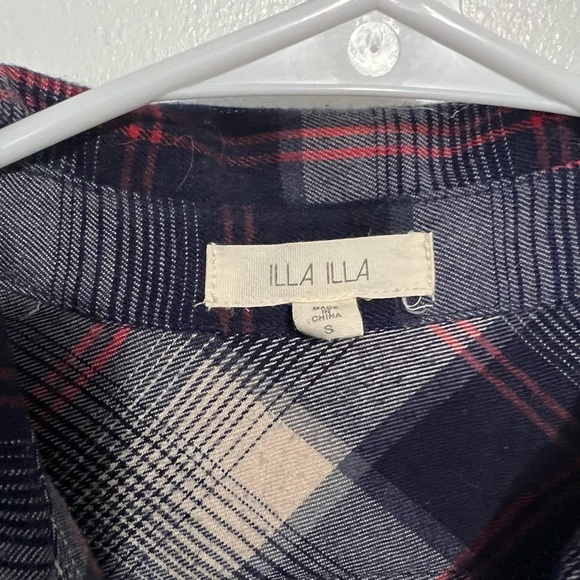 Illa Illa women’s flannel, size small - Picture 2 of 3